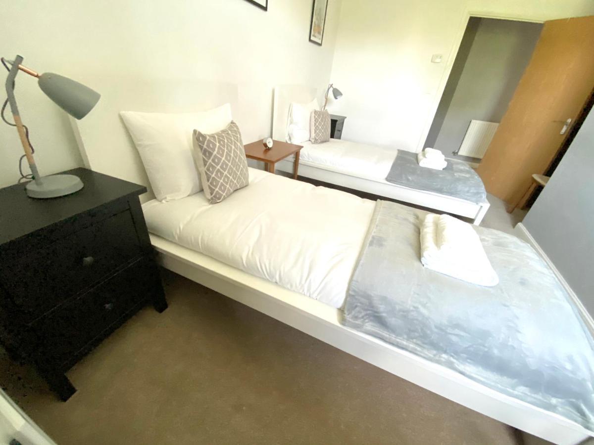 Home Crowd Luxury Apartments دونكاستر المظهر الخارجي الصورة
